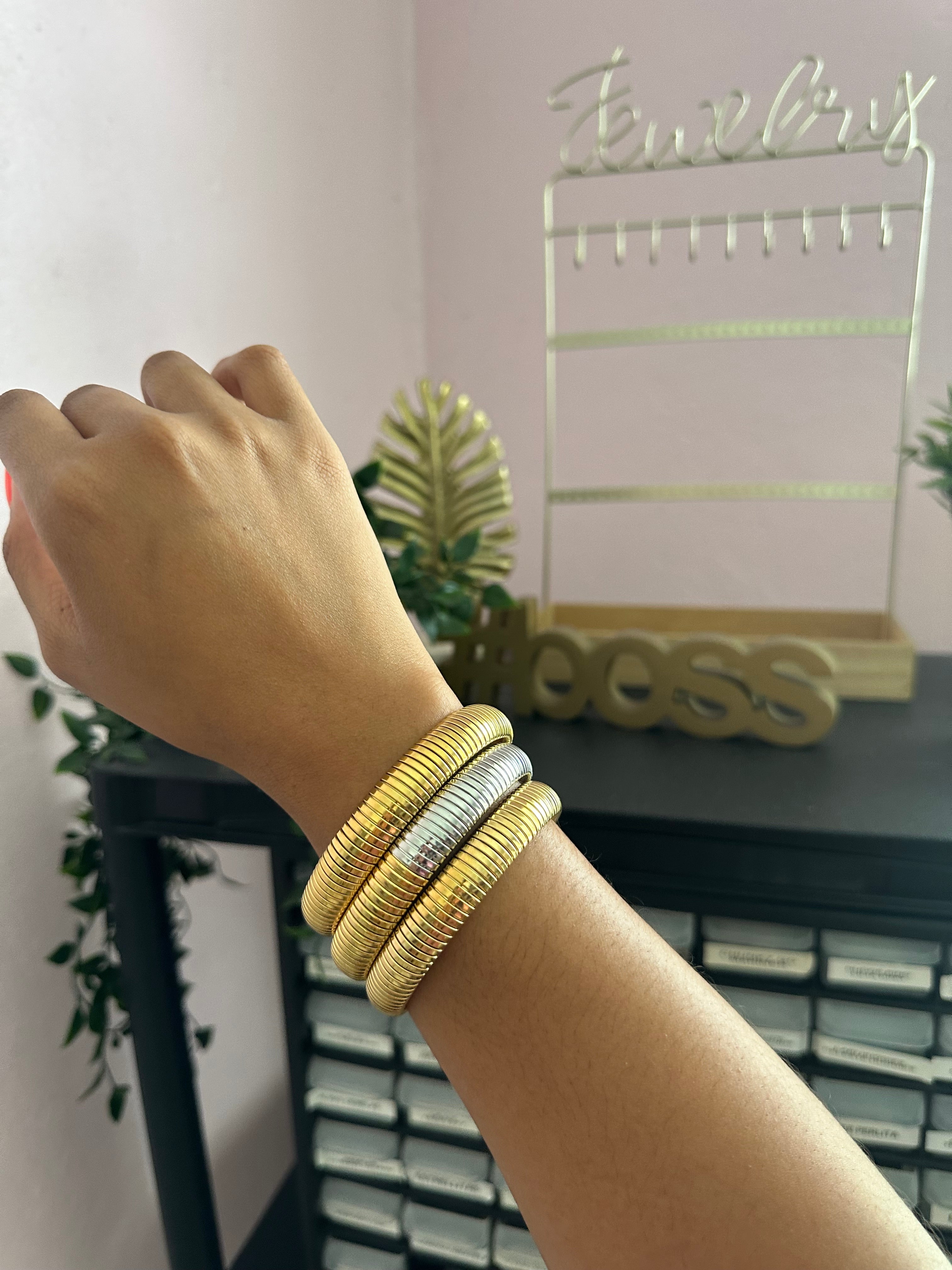 Dayana- Gold bracelet