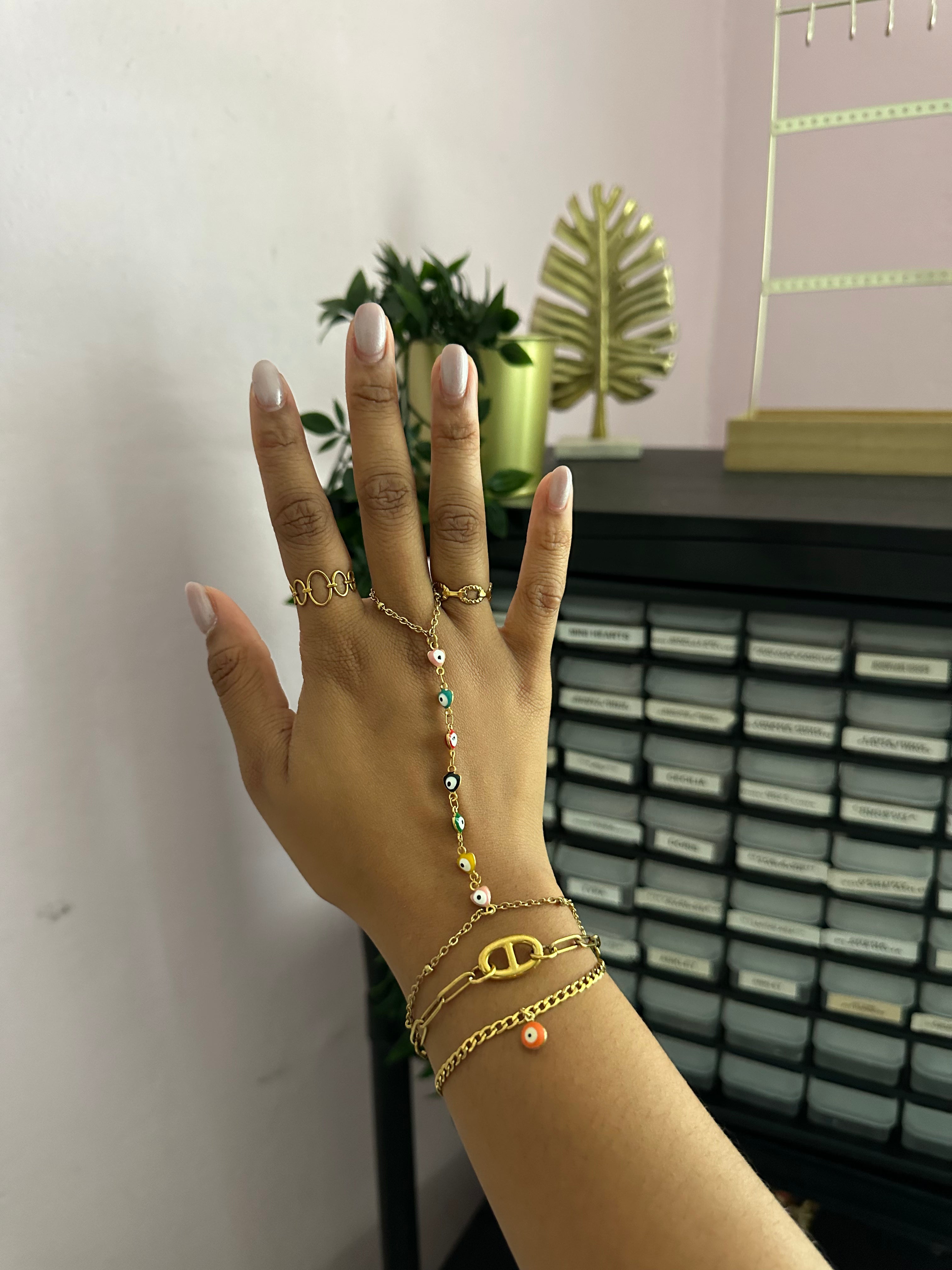 Nazira Hand Chain